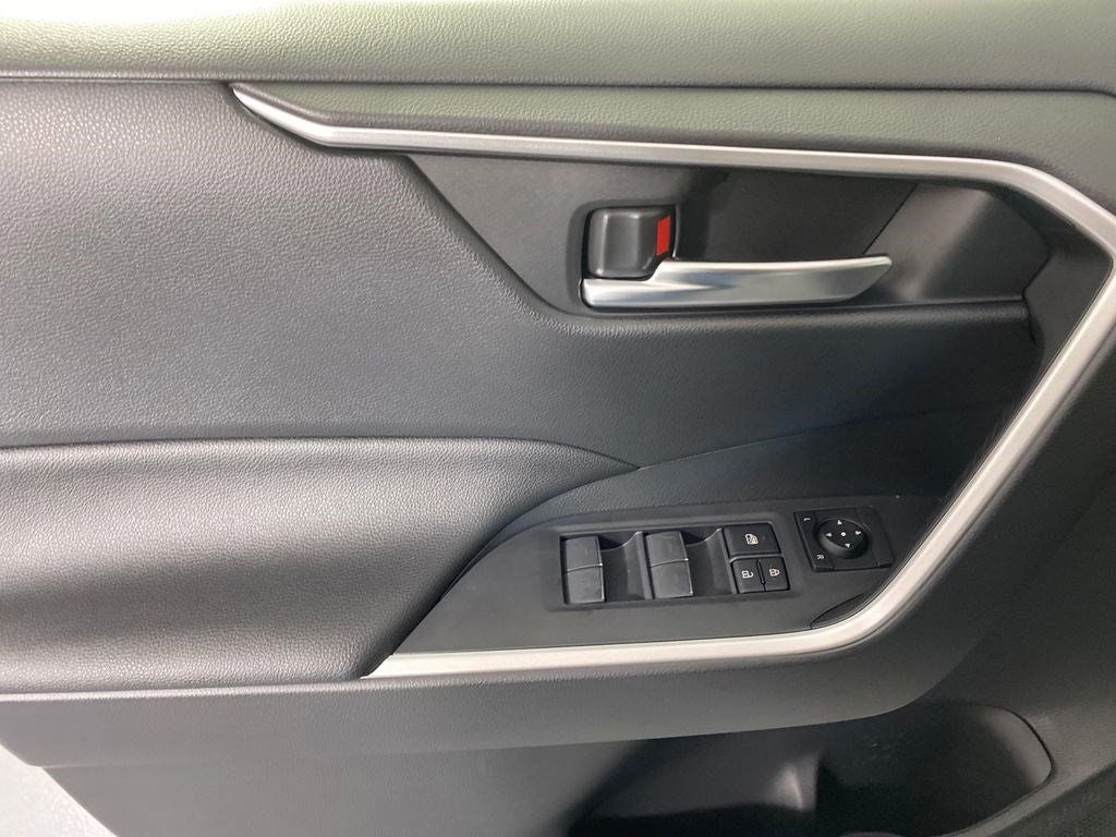 2025 Toyota RAV4 Hybrid Hybrid XLE