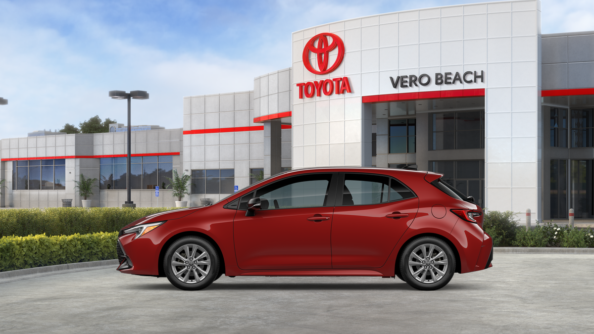 2026 Toyota Corolla Hatchback SE
