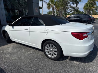 2011 Chrysler 200 Touring