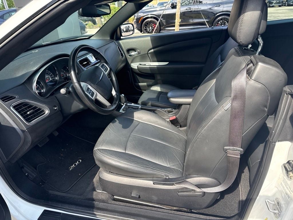 2011 Chrysler 200 Touring