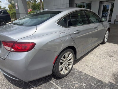2015 Chrysler 200 Limited