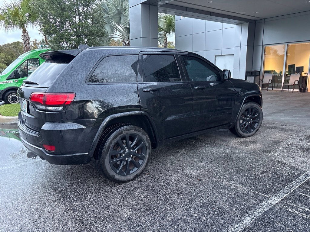 2017 Jeep Grand Cherokee Altitude
