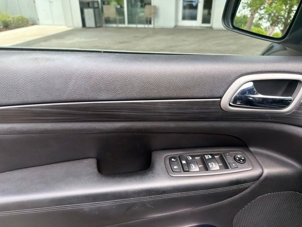 2019 Jeep Grand Cherokee Laredo E