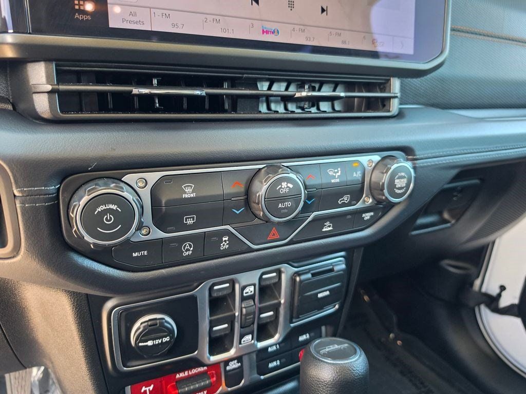 2026 Jeep Gladiator Mojave