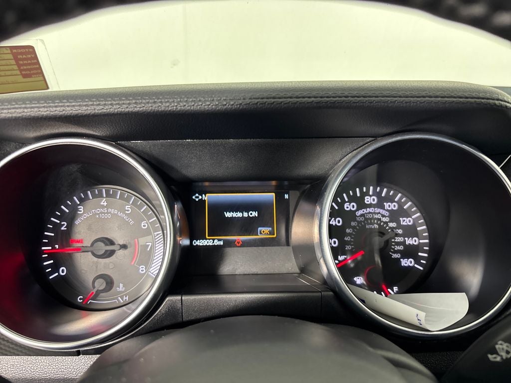 2022 Ford Mustang EcoBoost