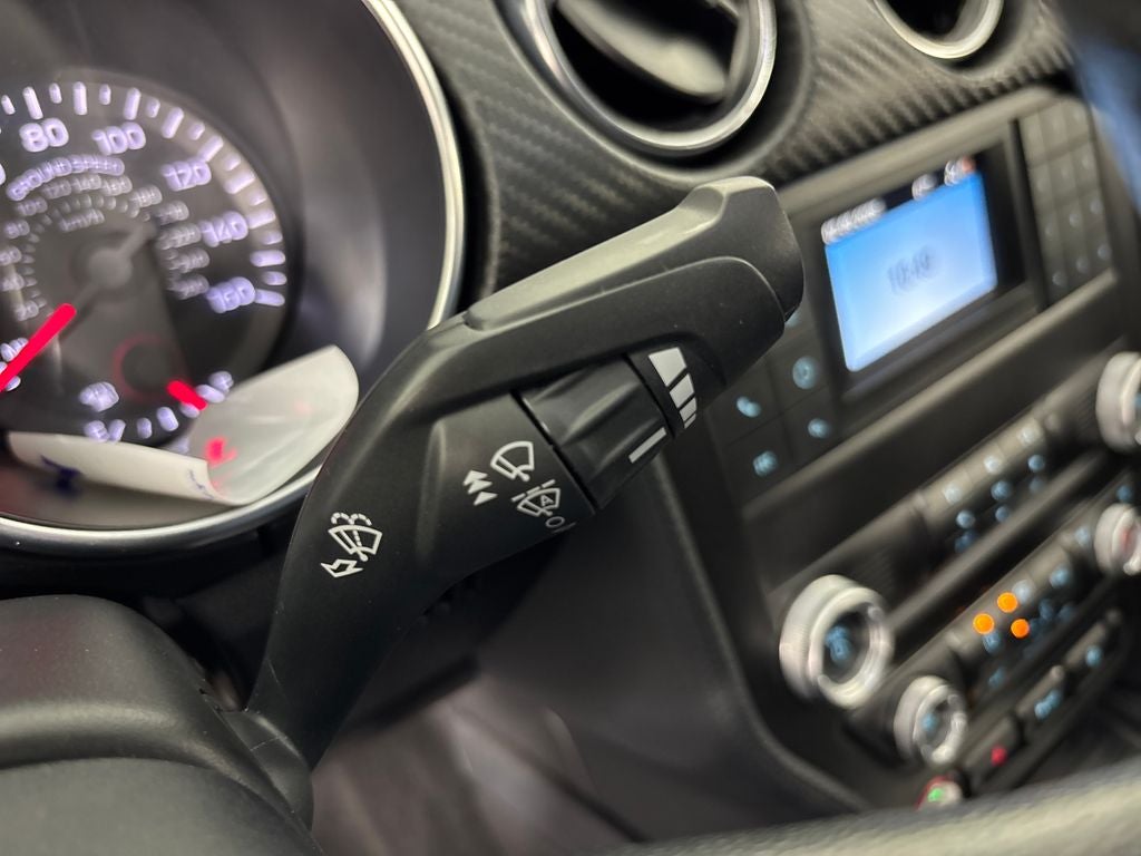 2022 Ford Mustang EcoBoost