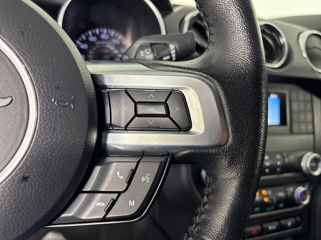 2022 Ford Mustang EcoBoost