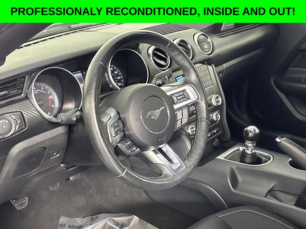 2022 Ford Mustang EcoBoost