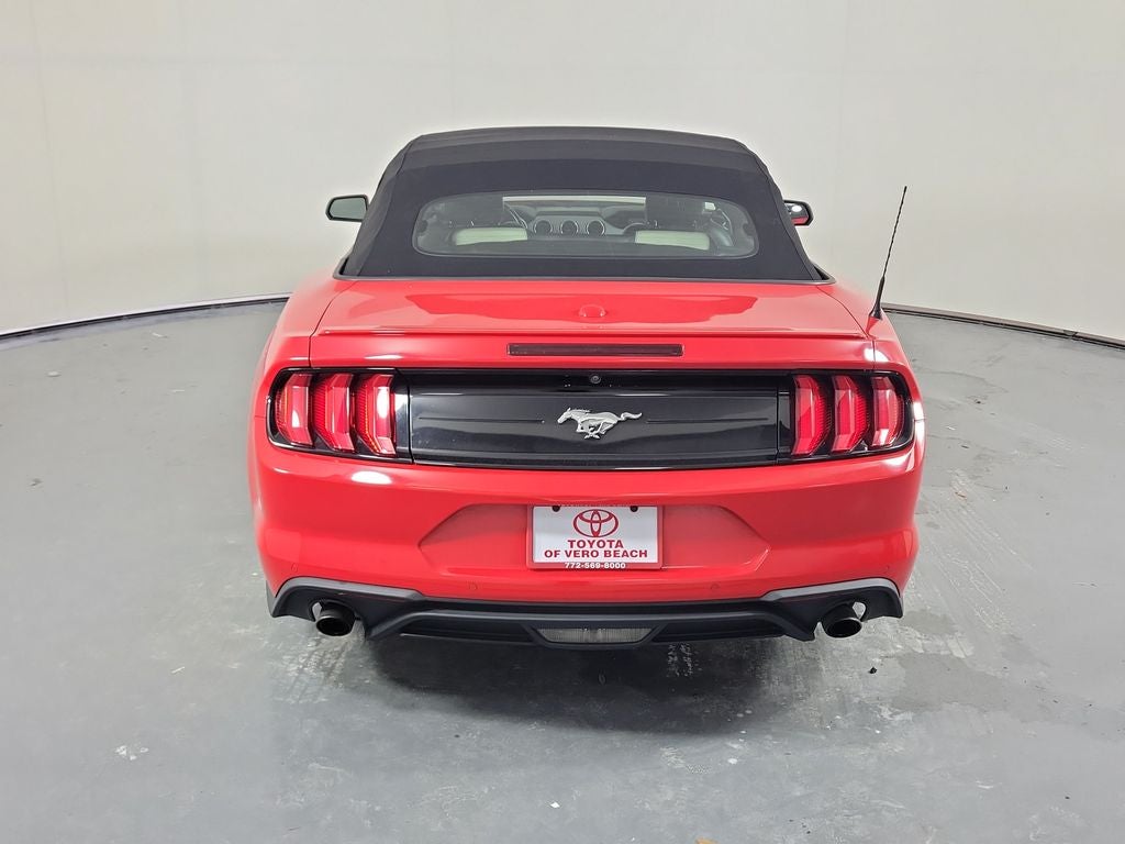 2022 Ford Mustang EcoBoost Premium