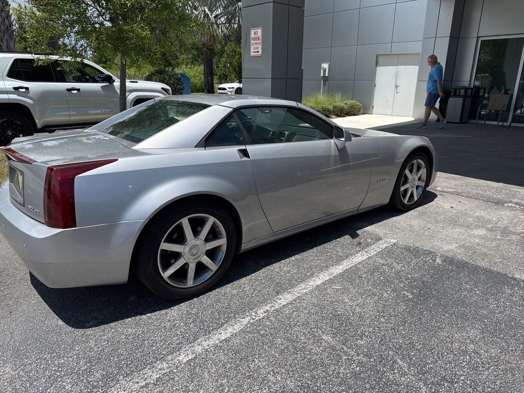 2004 Cadillac XLR Base