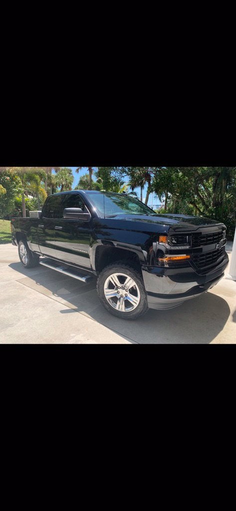 2018 Chevrolet Silverado 1500 Custom