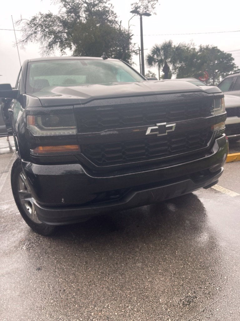 2018 Chevrolet Silverado 1500 Custom