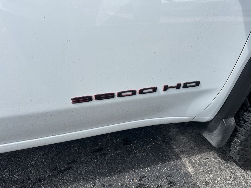 2022 GMC Sierra 2500HD Pro