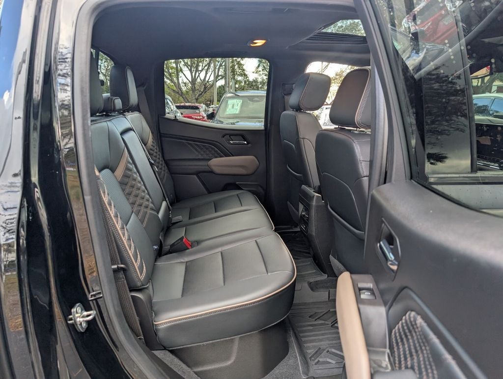 2023 GMC Canyon Denali