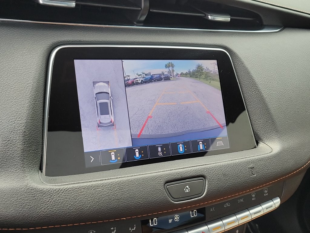 2019 Cadillac XT4 Premium Luxury