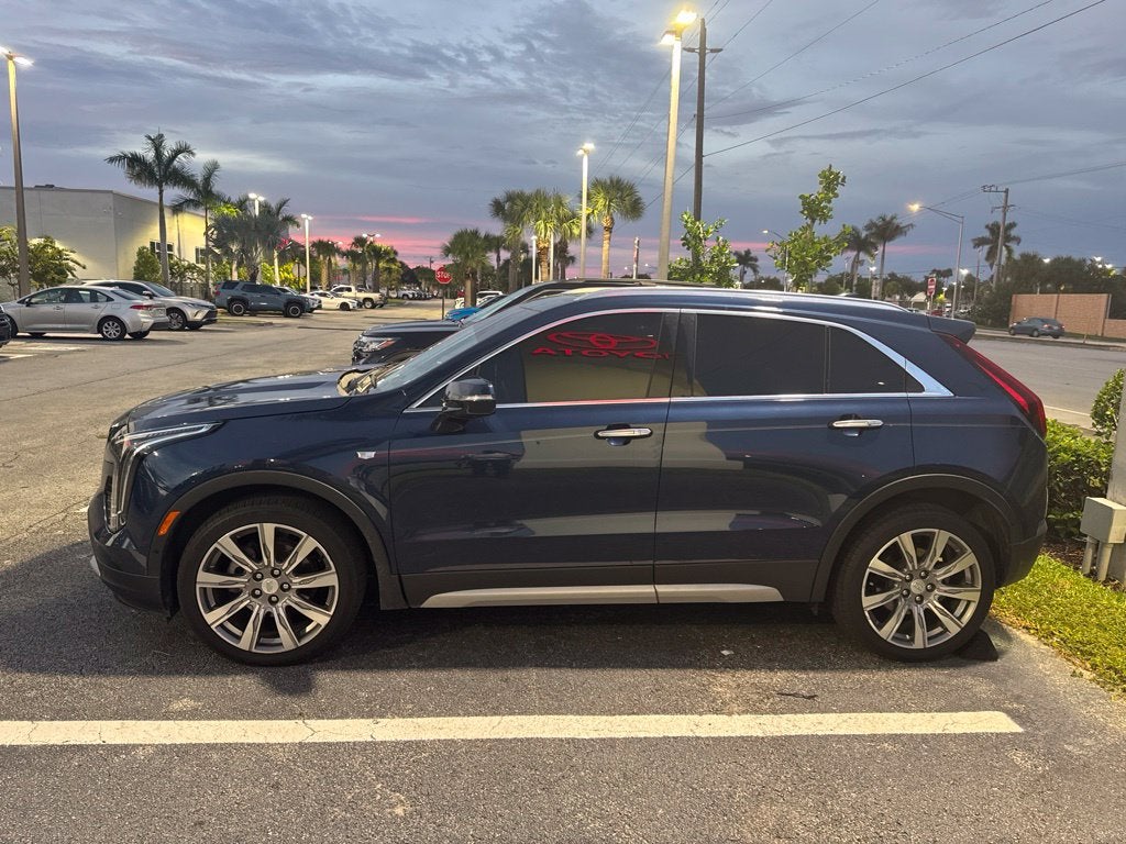 2019 Cadillac XT4 Premium Luxury
