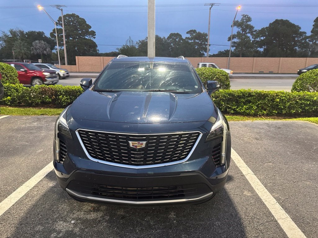 2019 Cadillac XT4 Premium Luxury