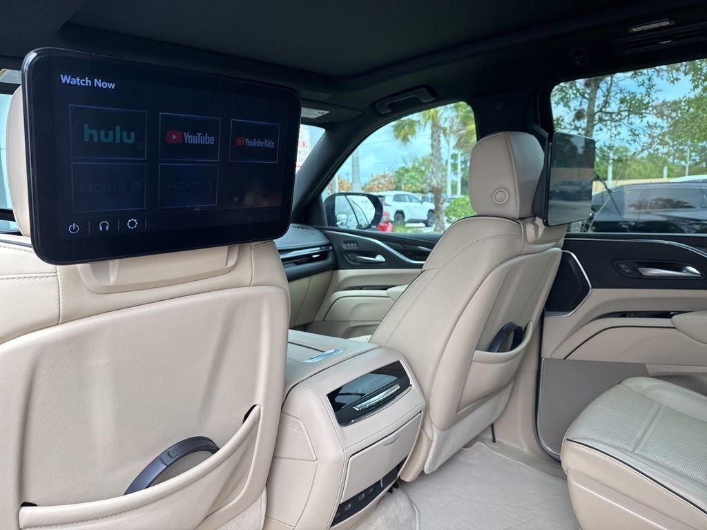 2023 Cadillac Escalade ESV Premium