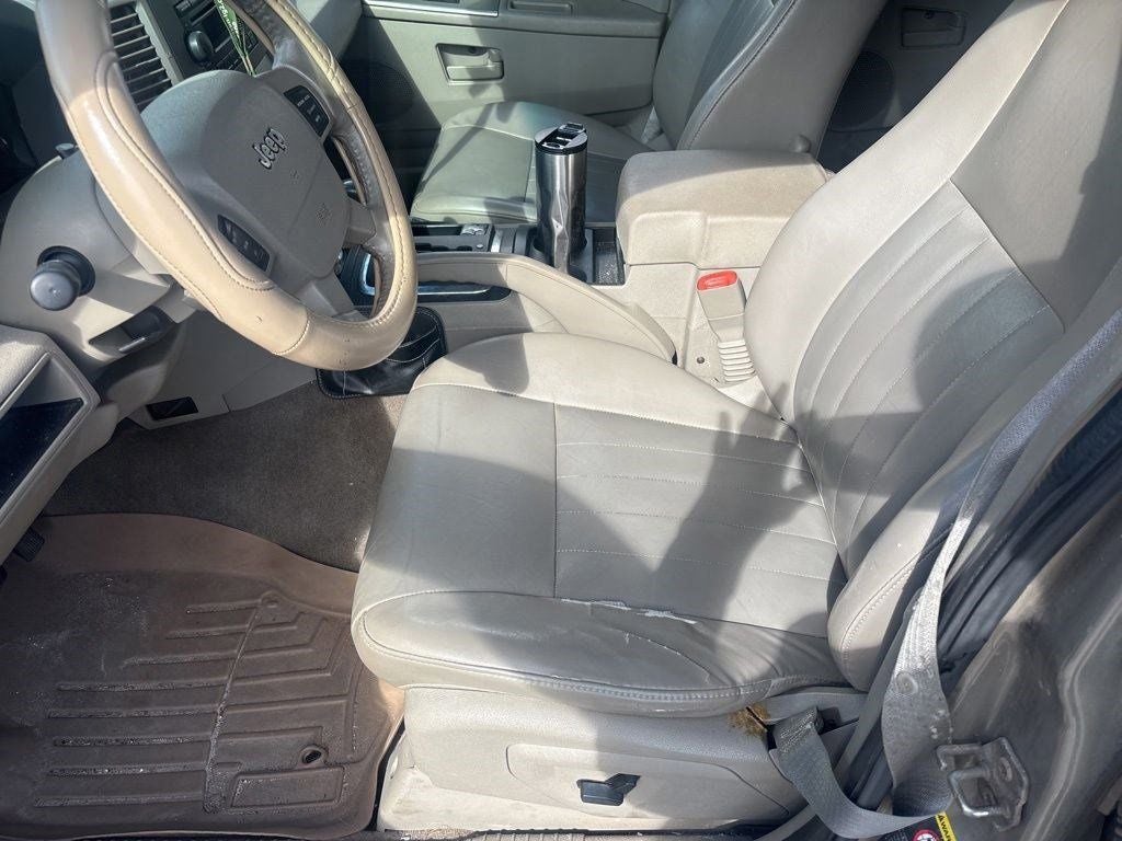 2005 Jeep Grand Cherokee Laredo