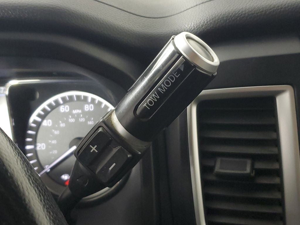 2019 Nissan Titan SV