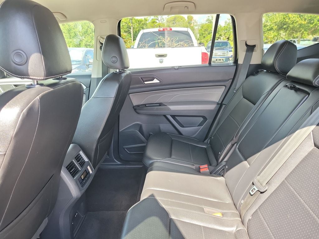 2021 Volkswagen Atlas 3.6L V6 SE w/Technology