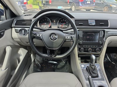 2018 Volkswagen Passat 2.0T SE