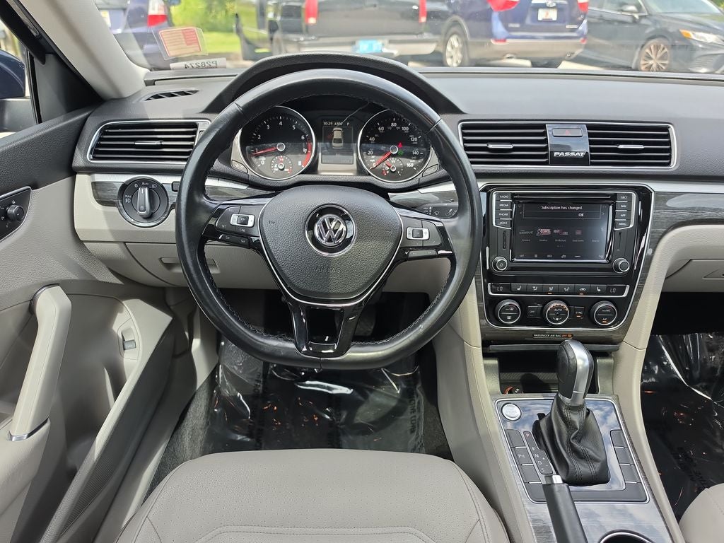 2018 Volkswagen Passat 2.0T SE