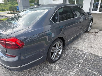 2017 Volkswagen Passat 1.8T R-Line