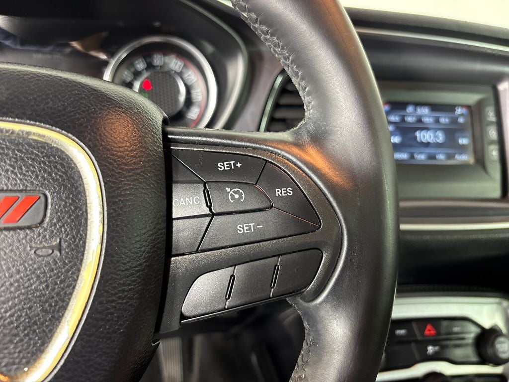 2015 Dodge Challenger SXT