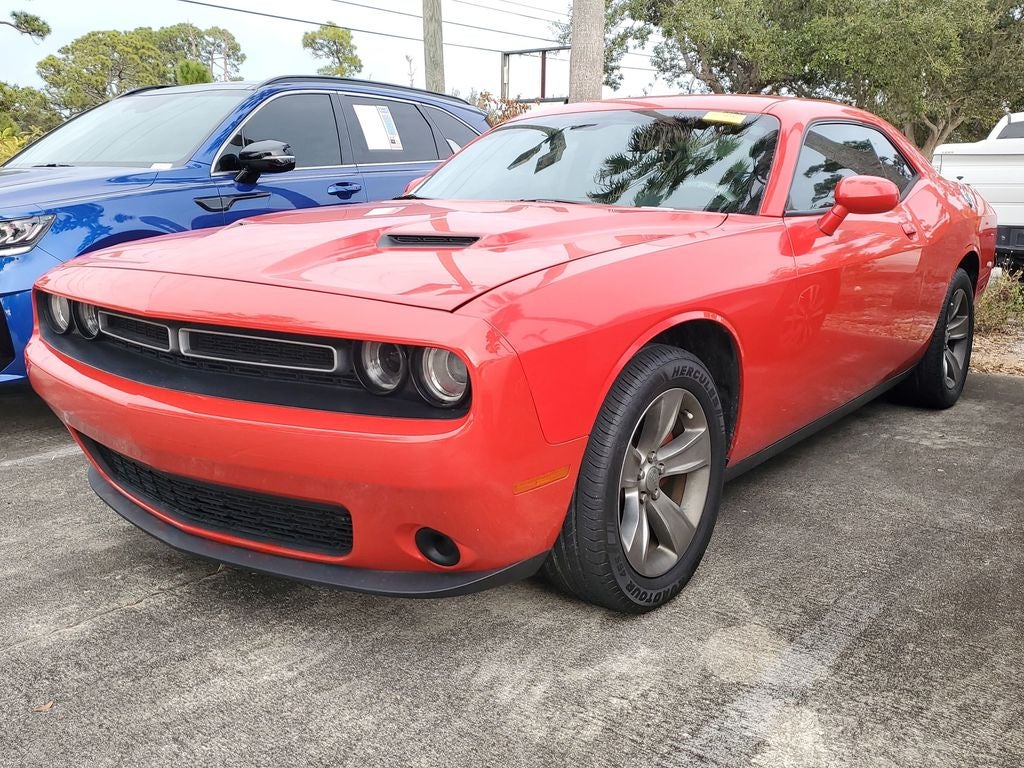 2015 Dodge Challenger SXT