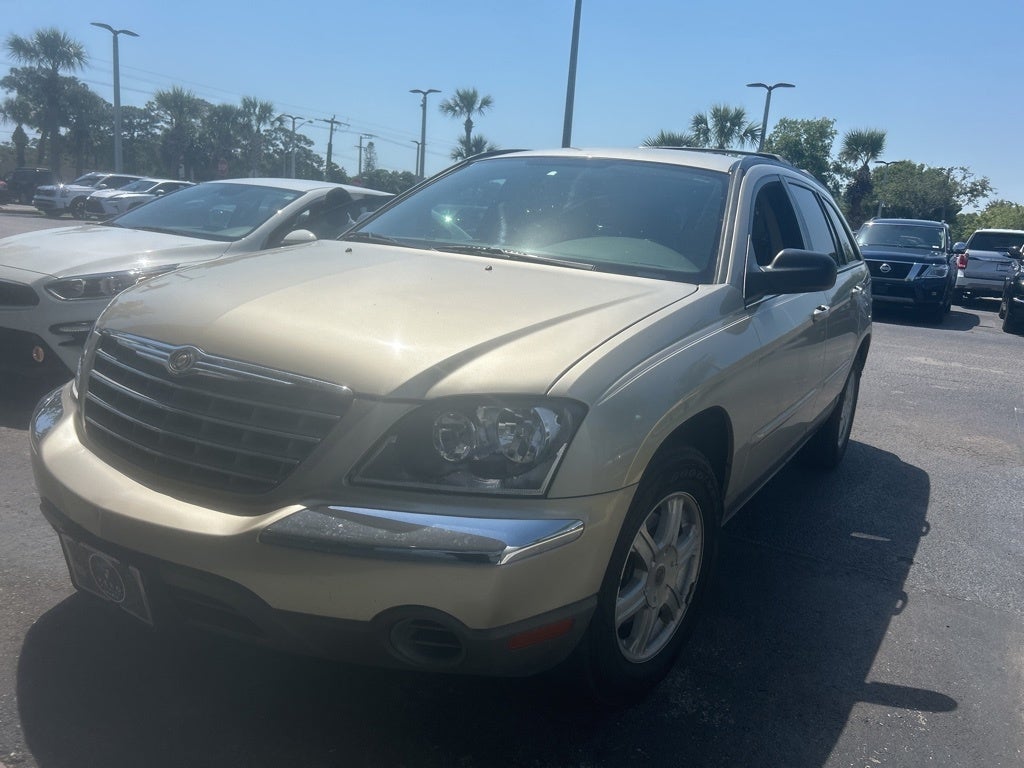Used 2005 Chrysler Pacifica Touring with VIN 2C4GM68405R260456 for sale in Vero Beach, FL