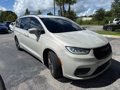 2021 Chrysler Pacifica Touring L