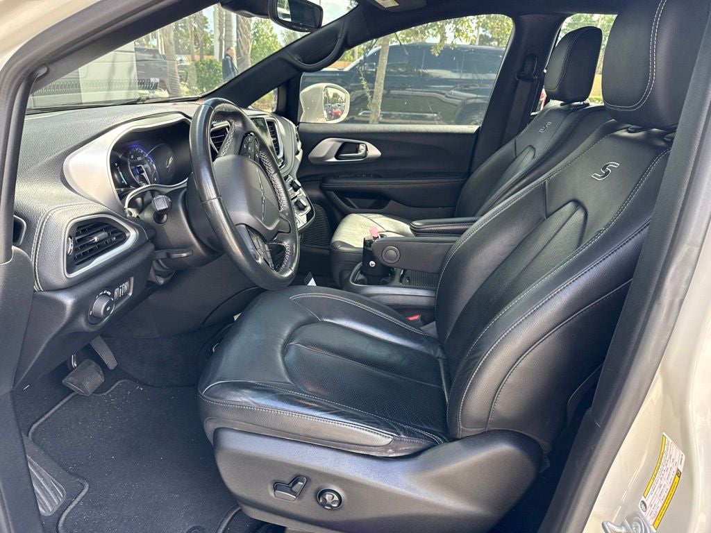 2021 Chrysler Pacifica Touring L