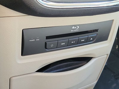 2013 Chrysler Town & Country Touring-L
