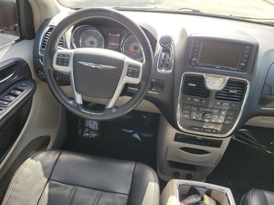 2013 Chrysler Town & Country Touring-L
