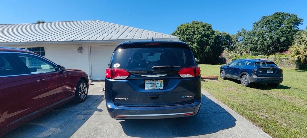 2018 Chrysler Pacifica Hybrid Limited