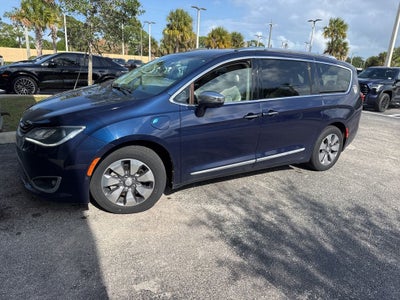 2018 Chrysler Pacifica Hybrid Limited