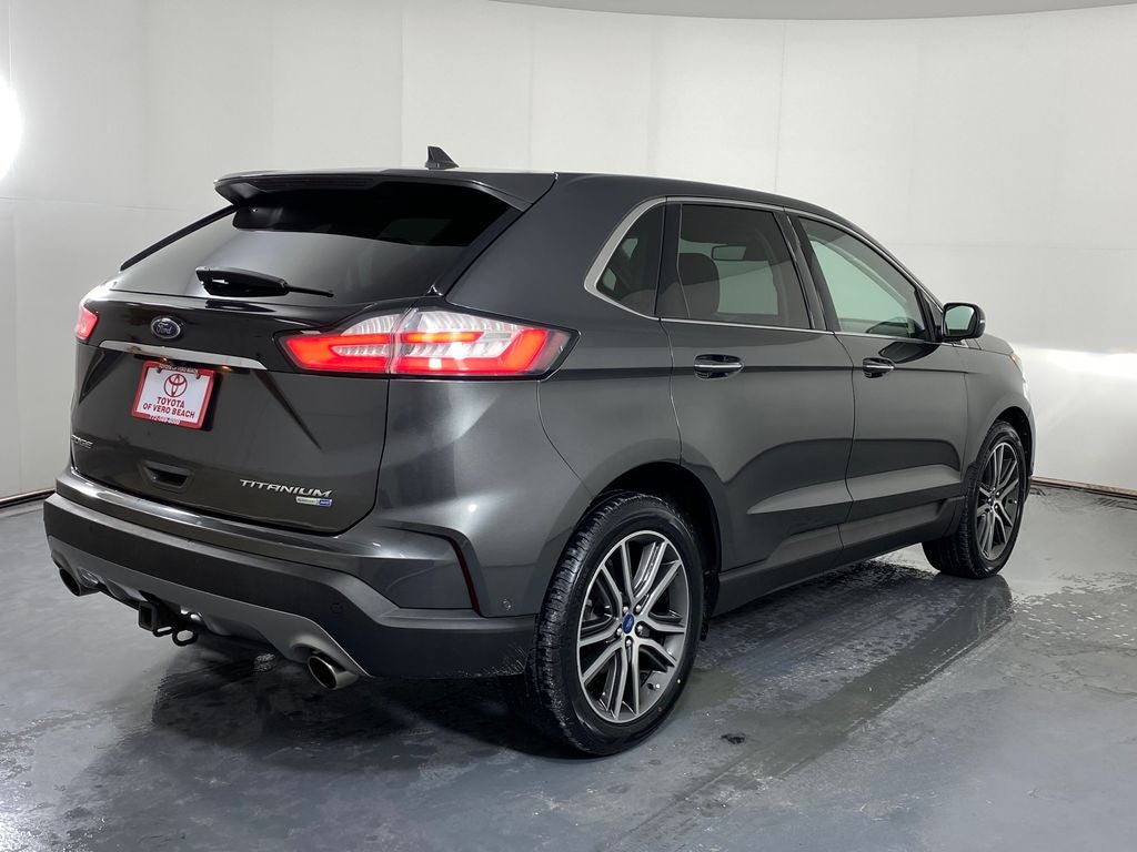 2020 Ford Edge Titanium