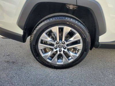 2022 Toyota RAV4 XLE Premium