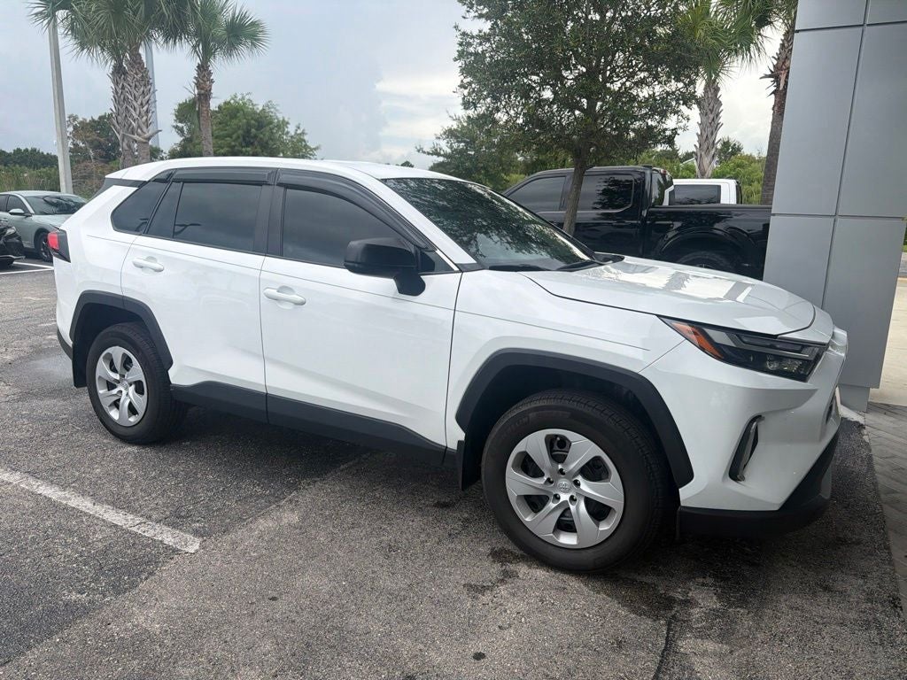 2024 Toyota RAV4 LE