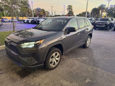 2023 Toyota RAV4 LE