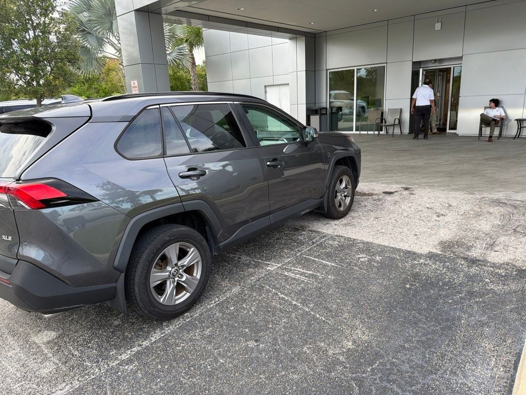 2024 Toyota RAV4 XLE