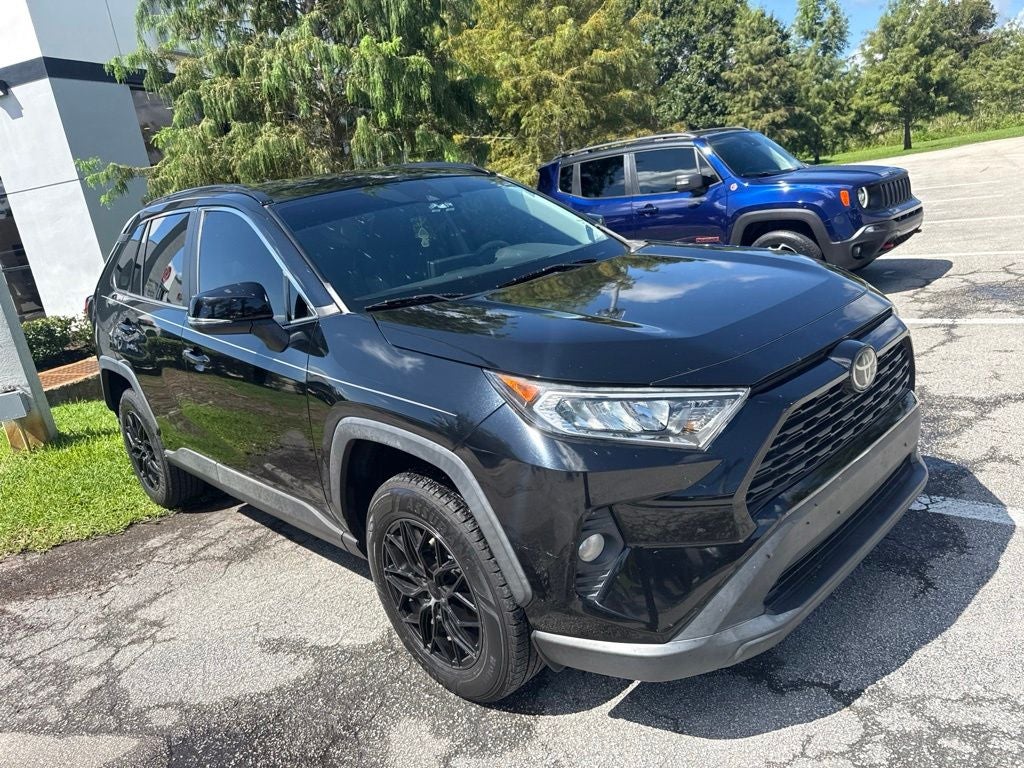 2021 Toyota RAV4 XLE
