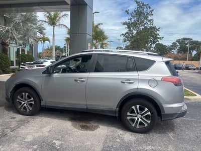 2016 Toyota RAV4 LE