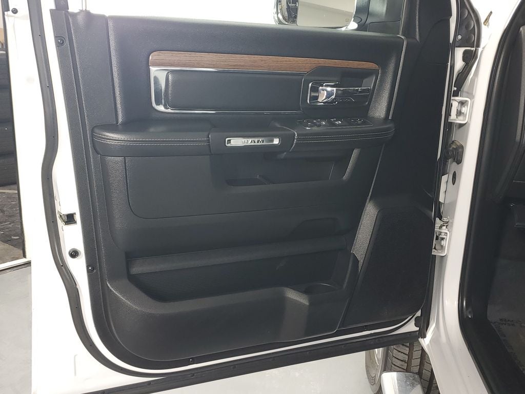 2017 RAM 3500 Laramie