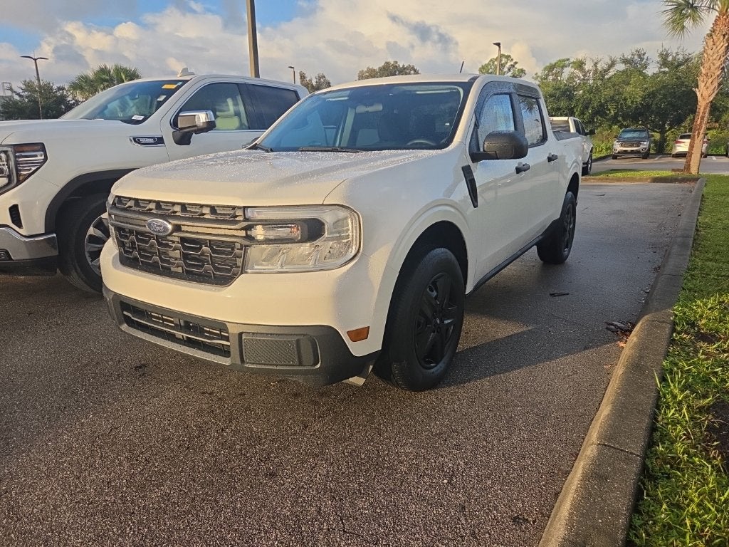 2022 Ford Maverick XL