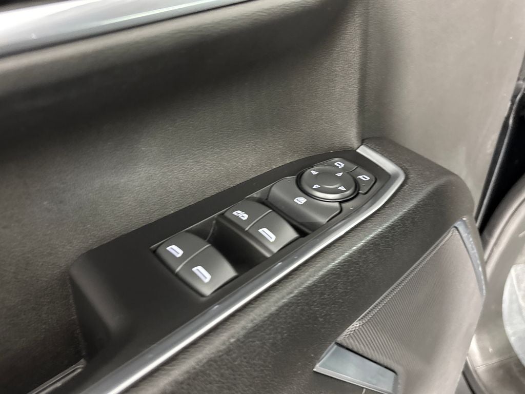 2023 Chevrolet Silverado 1500 LT LT1