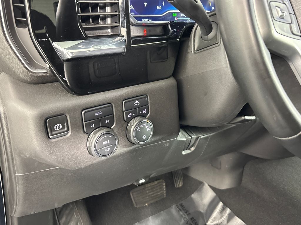 2023 Chevrolet Silverado 1500 LT LT1