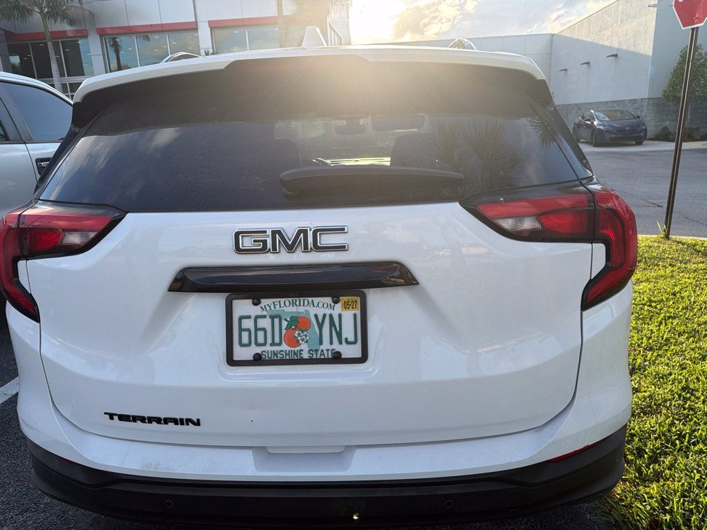 2020 GMC Terrain SLE