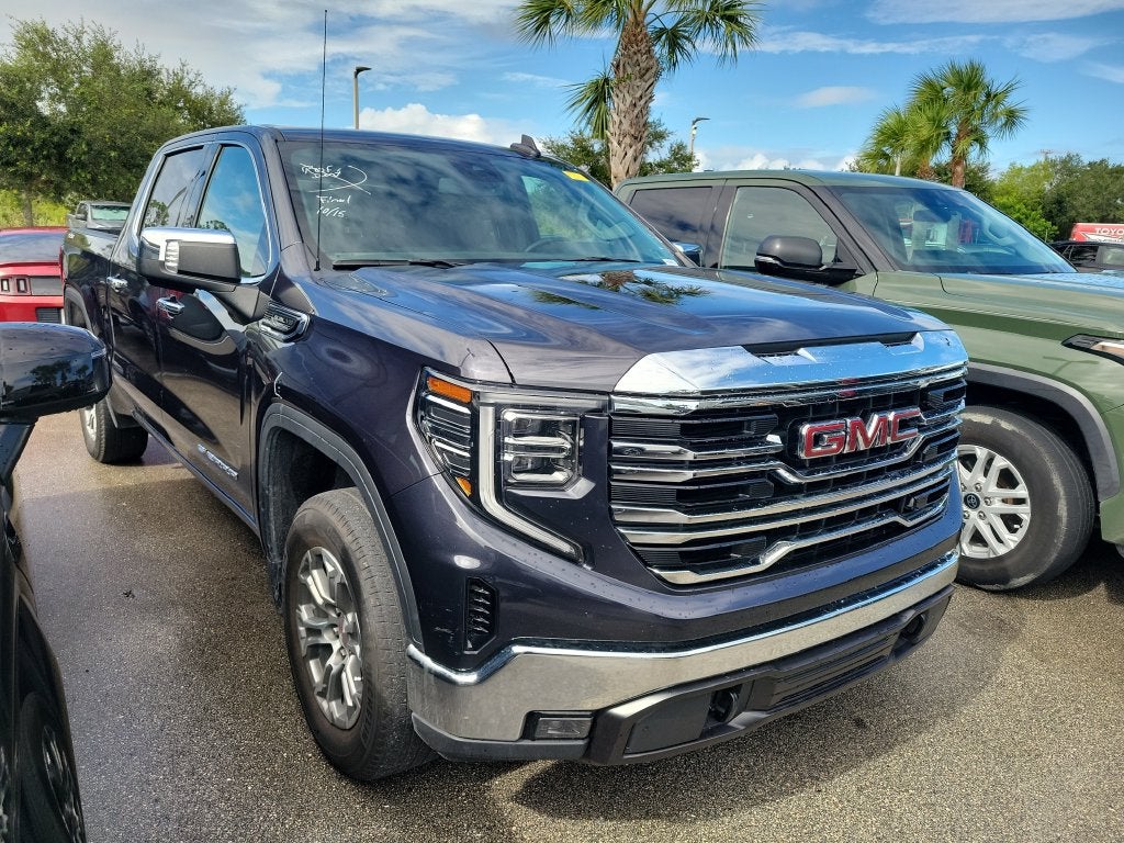 2025 GMC Sierra 1500 SLT